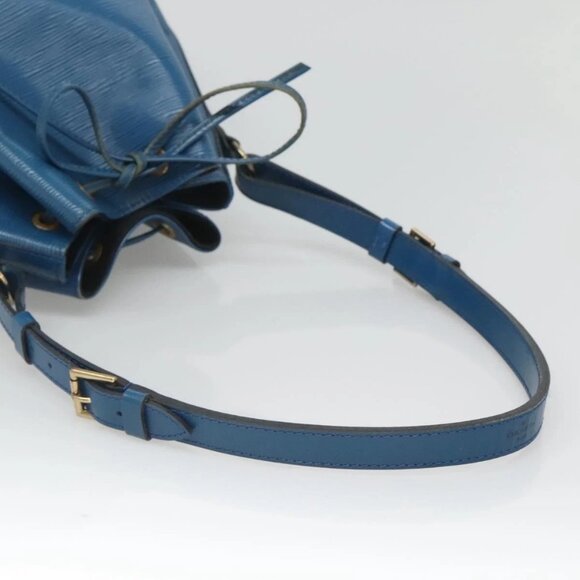 LOUIS VUITTON Epi Noe Shoulder Bag Toledo Blue - Picture 6 of 15